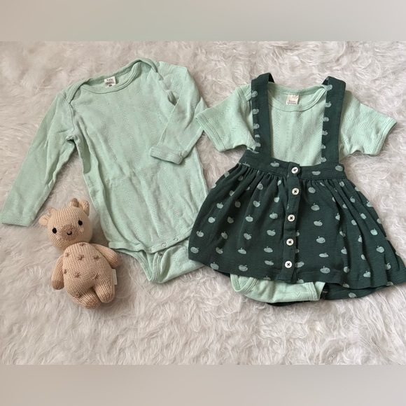 kate quinn Other - Adorable Apple Suspender Skirt with Short & Long Sleeve Onesies by Kate Quinn